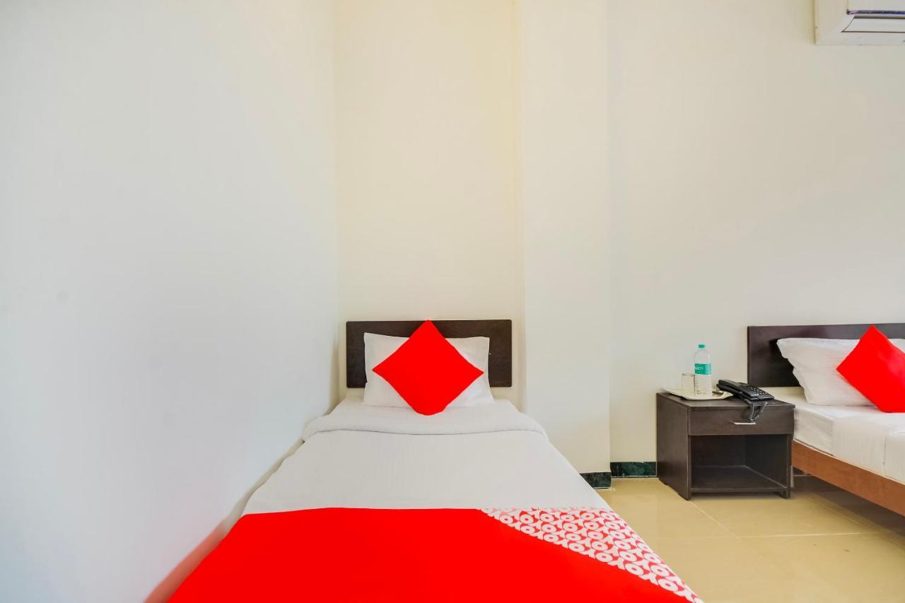 Oyo 67267 Ss Residency Hotel Coimbatore Exterior photo